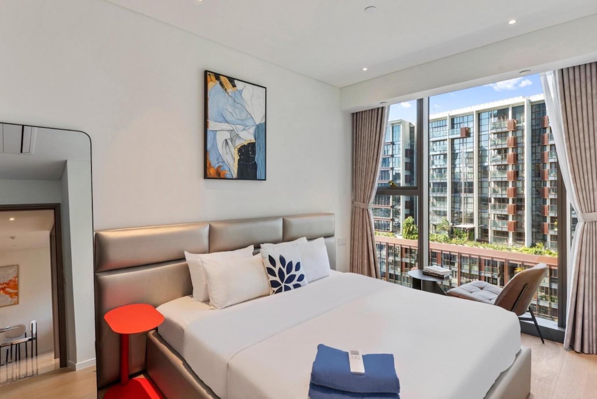 Zo Apartment Opera, Crest, Galleria -Central Saigon -Free Pool-Gym-Sauna Room-Yoga Room Хошимин Экстерьер фото
